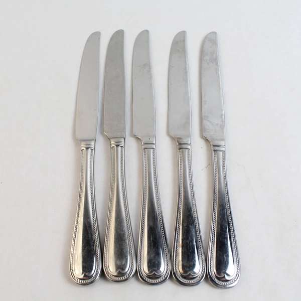 Lot of 5 Reed & Barton Elegant Bead Dinner Knives Different Handle Sizes