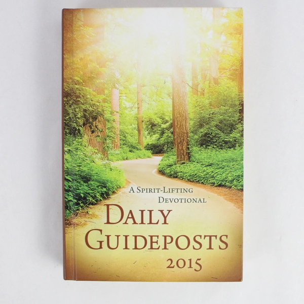 Daily Guideposts 2015 Spirit Lifting Devotionals Hardcover