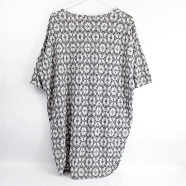 NWT LuLaRoe Gray Patterned Irma T-Shirt Tunic Women's Size Small