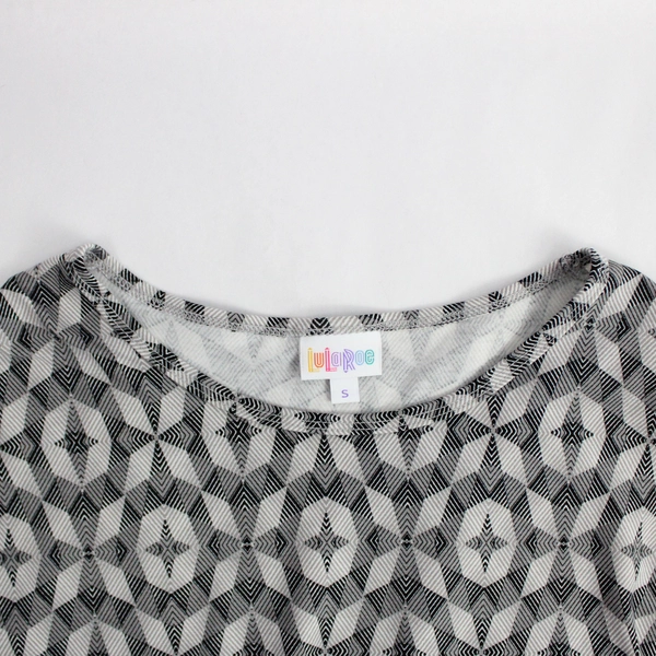 NWT LuLaRoe Gray Patterned Irma T-Shirt Tunic Women's Size Small
