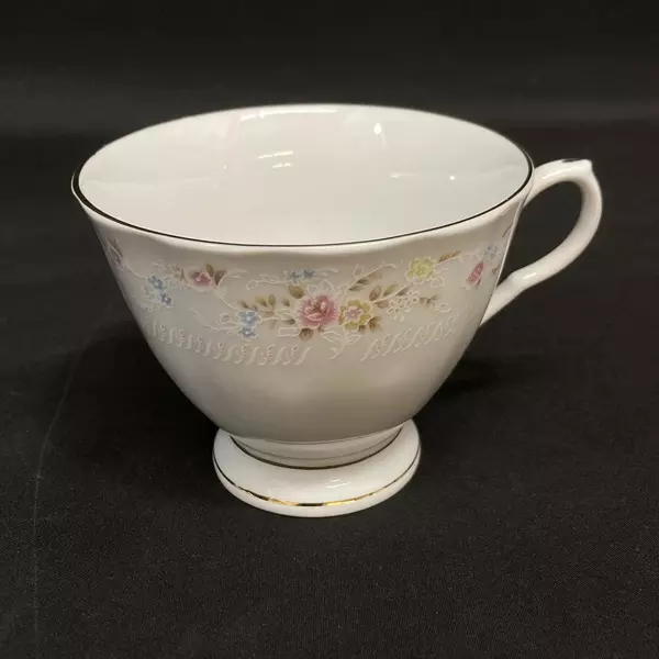 Yong Shen Hand Painted China Cup And Saucer White With Flowers Platinum Rim