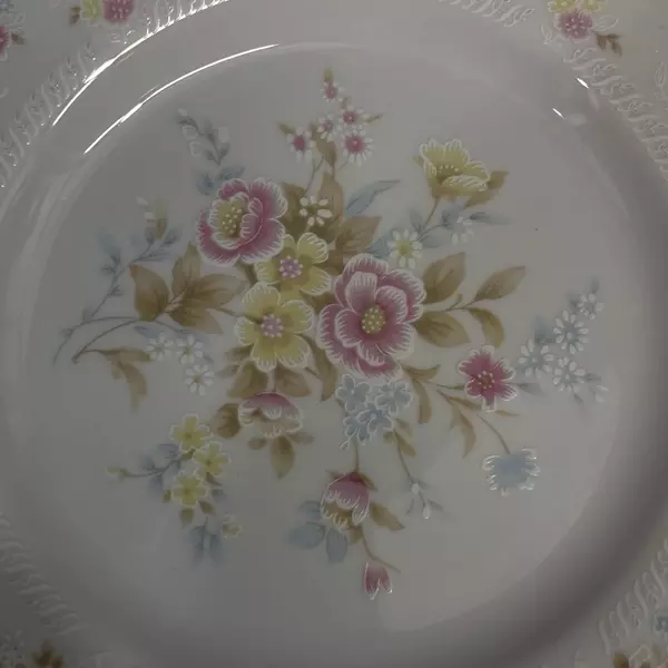 4 Yong Shen Hand Painted China Bread Plates White With Flowers Platinum Rim
