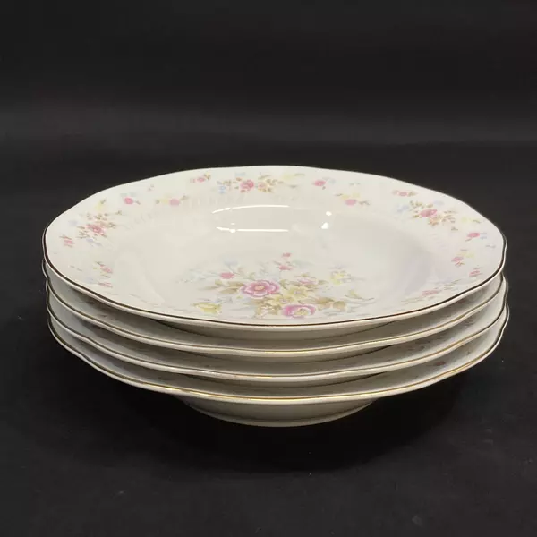 Set of 4 Yong Shen China Soup Cereal Bowls White With Flowers Platinum Rim