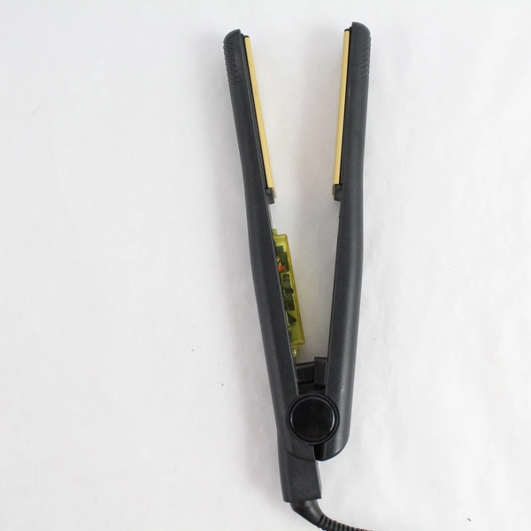 Revlon Hair Straightener Black Ceramic Helen Of Troy Model RV062