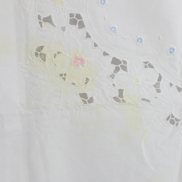 Lot Of 3 Fabric Pieces Fabric Cutters Quilting Crafting Embroidered Accents