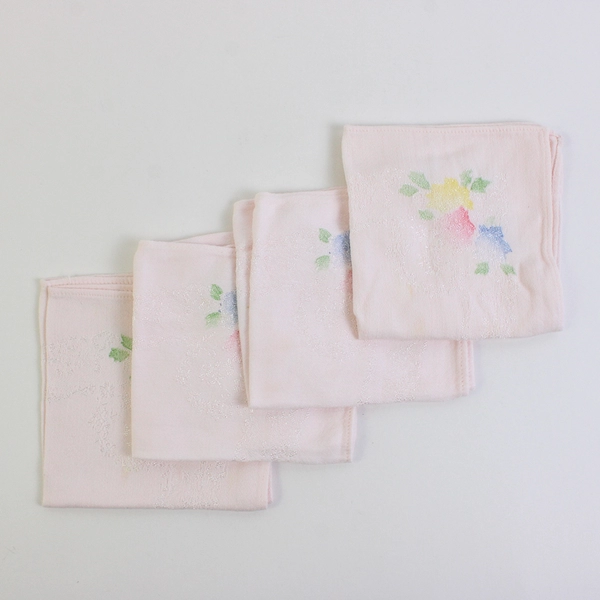 Set of 4 Vintage Pink Damask Floral Napkins FLAWED