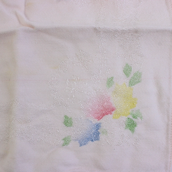 Set of 4 Vintage Pink Damask Floral Napkins FLAWED