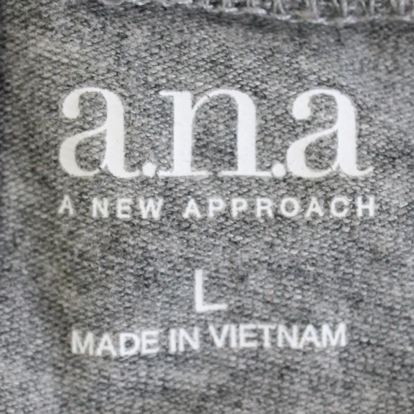 A New Approach Gray Long-Sleeve T-Shirt Women's Size Large