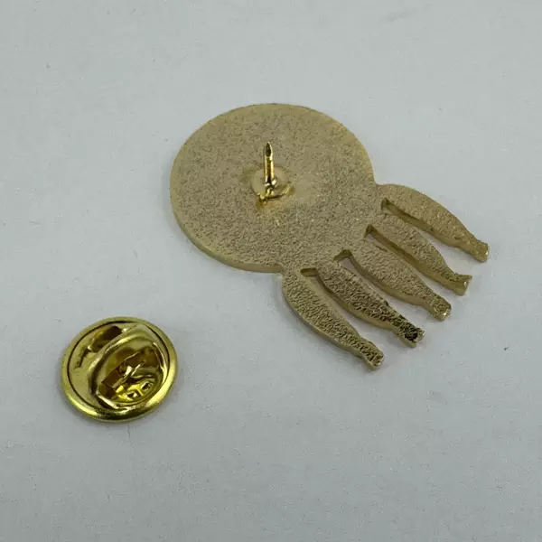 Brown & Gold Confederated Tribes of Grand Ronde Community Collectible Pin New