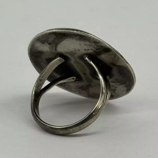 Vintage Handcrafted Size 7.25 Women's Turquoise And Silver Ring