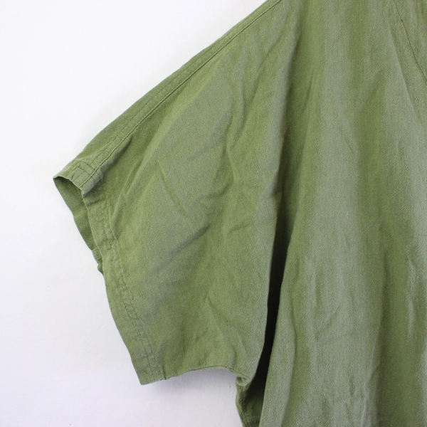 Time And Tru Green Short-Sleeve Button-Up Women's Size XL 16-18