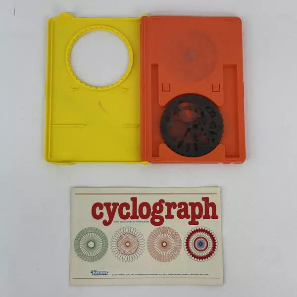 Vintage 1982 Cyclograph Drawing Toy By Kenner
