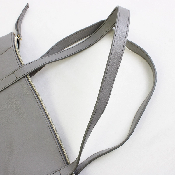 Relic Large Two Strap Grey Shoulder Handbag Faux Leather Lots of Pockets
