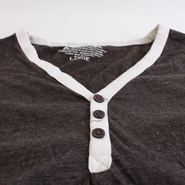 Carbon Dark Brown Cotton Blend Henley T-Shirt Men's Size Large