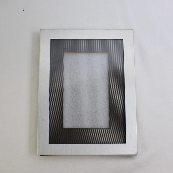 Lot of 2 Silver Tone Metal Desktop Frames 6" x 8"