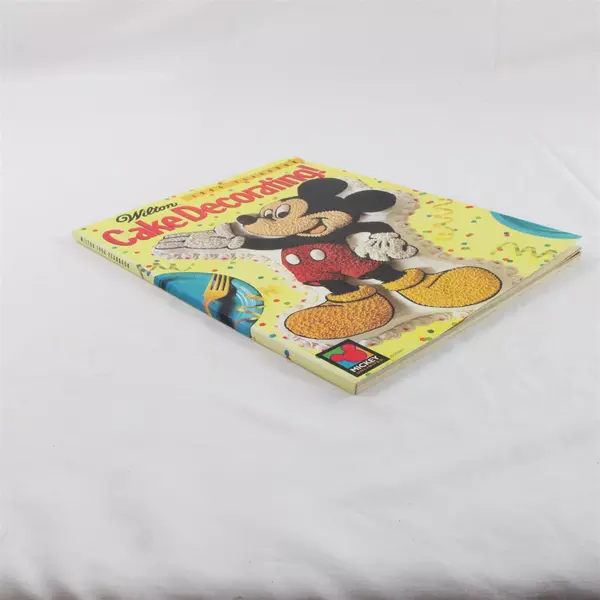 Wilton Cake Decorating 1996 Yearbook Mickey Unlimited Bakery Cakes Magazine