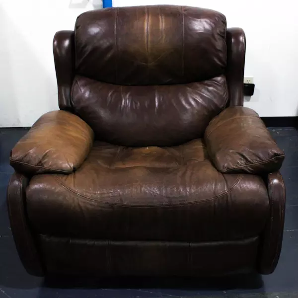 Large Brown Leather Recliner Chair Comfortable 