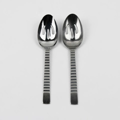 Lot Of 2 Libbey LYF5 (Stainless) Flatware Pierced Serving Spoons 8.5"