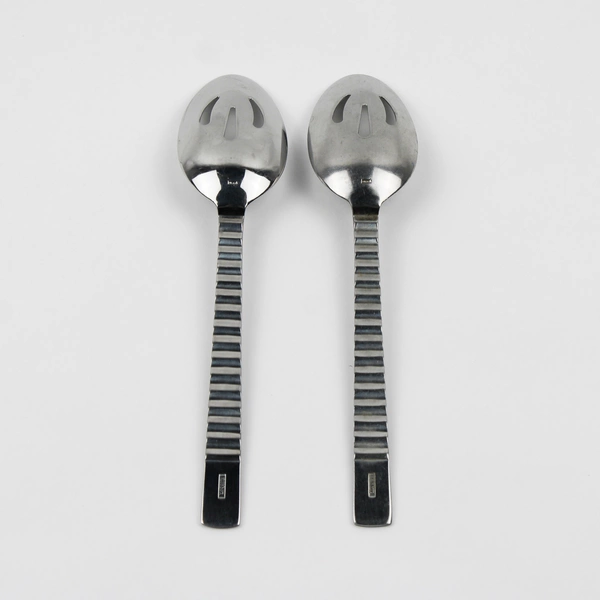 Lot Of 2 Libbey LYF5 (Stainless) Flatware Pierced Serving Spoons 8.5"