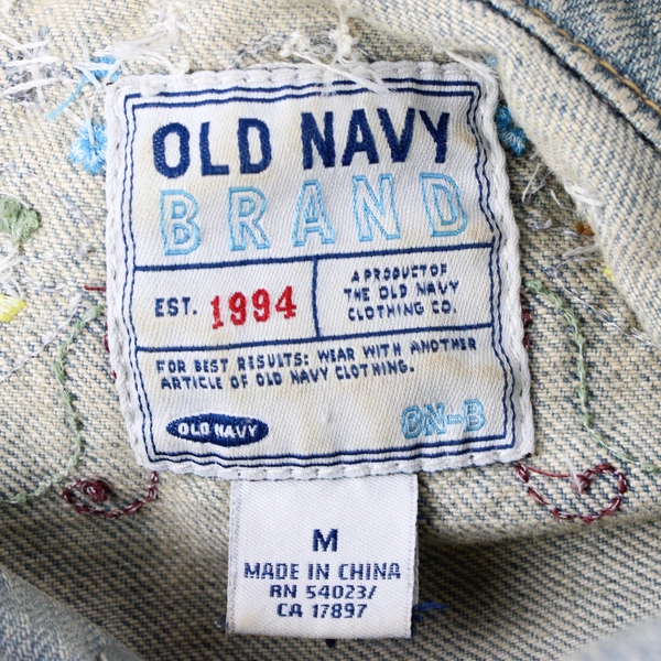 Old Navy Women's M Distressed Light Blue Beaded Back Jean Jacket