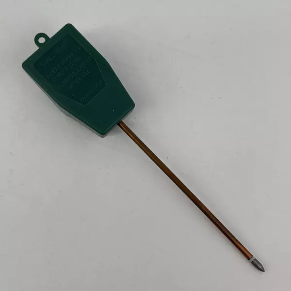 Indoor and Outdoor Lawn and Garden Or Flower Pot Soil Moisture Sensor Meter