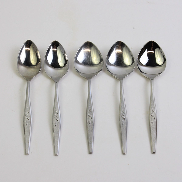 Lot Of 5 Oneida Silver Woodmere (Stainless) Flatware 3 Sugar Spoons 2 Teaspoons