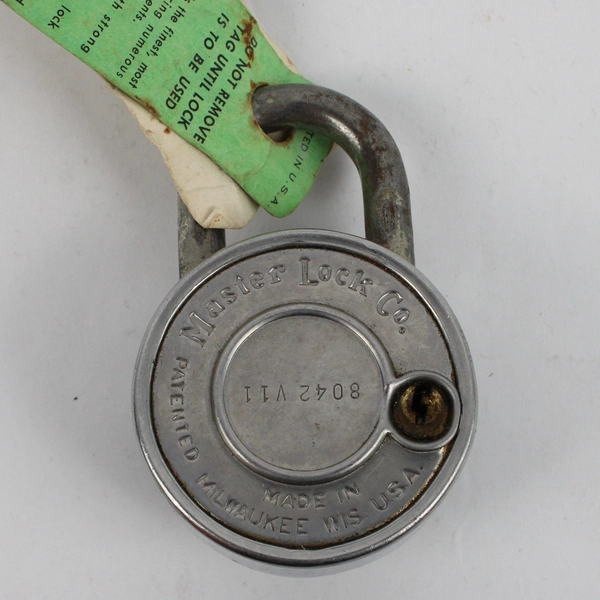 Vintage Master Lock Co. Padlock w/ Combination FLAWED