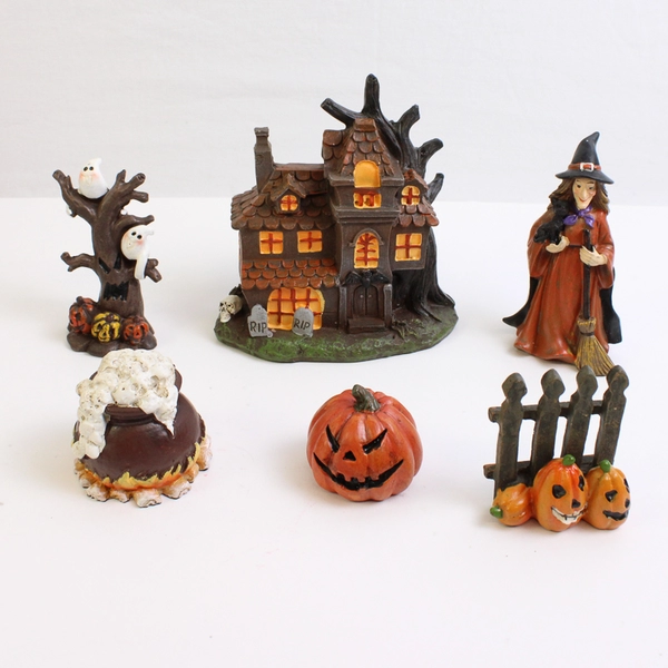 Resin Halloween Pumpkin Haunted Fairy Garden Figurines Decoration