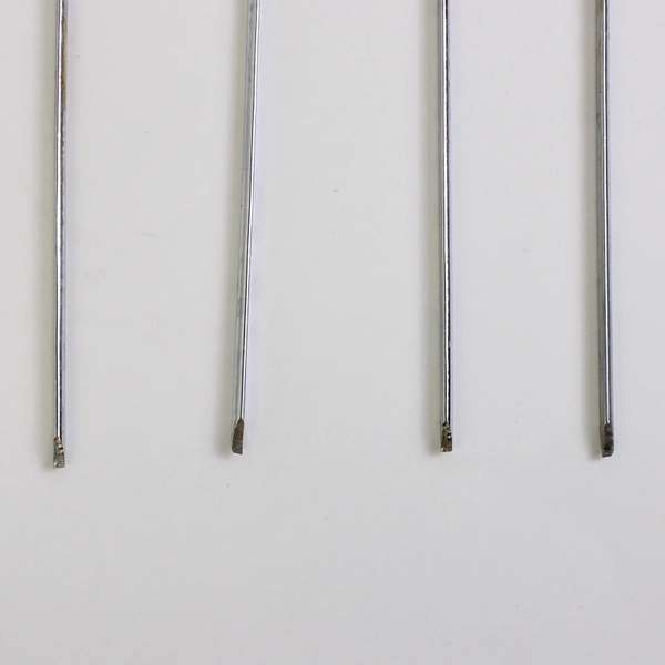 Unbranded Lot of 4 14in Metal Cooking Skewers