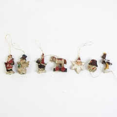 Holiday Friends Polystone Christmas Holiday Mini Ornaments Set Of 7 Giftco