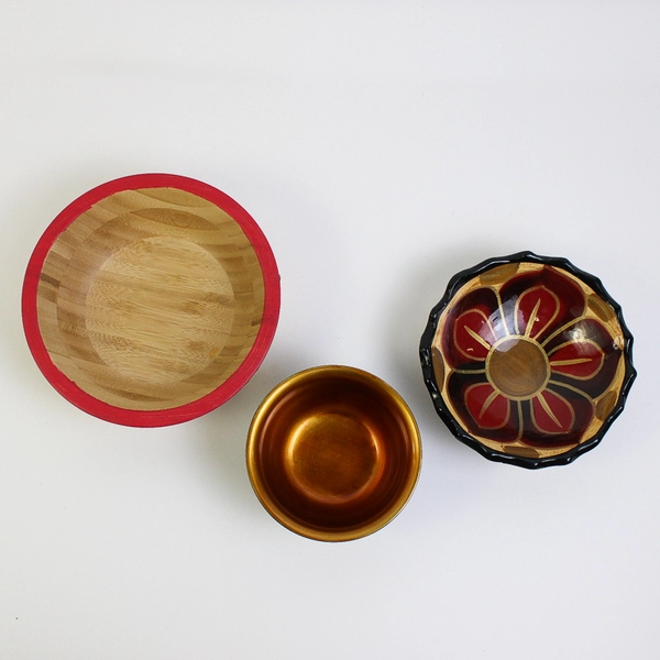 Lot of 3 Assorted Asian Style Bowls Wooden Plastic and Lacquered