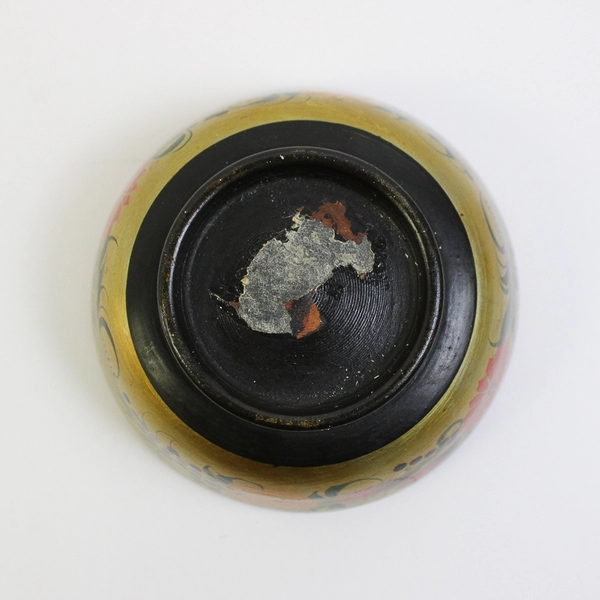 Small Russian Lacquered Painted Decorative Bowl