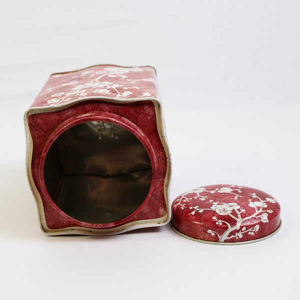 Vintage Asian Red/White Tea Caddy Container Tin with Lid Designed by Daher NY