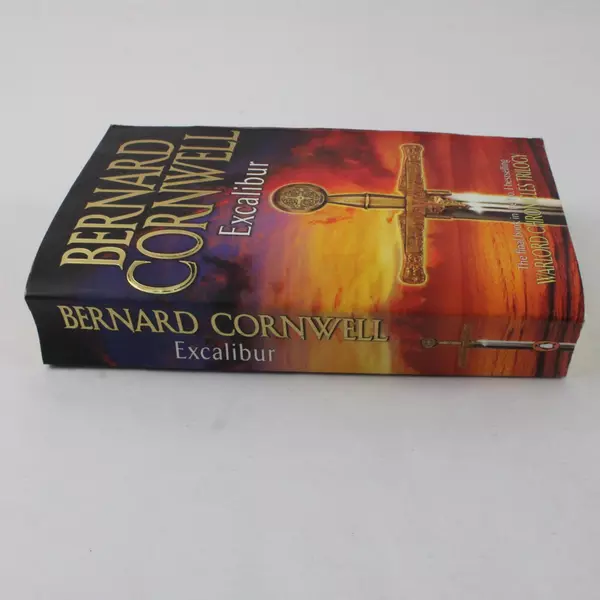 Excalibur by Bernard Cornwell Book 3 of Warlord Chronicles Trilogy - Paperback 
