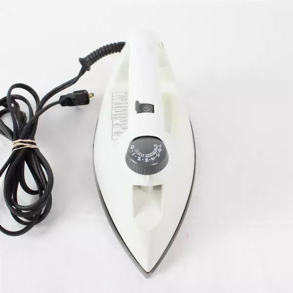Proctor Silex Steam Iron Ultra Ease 17100