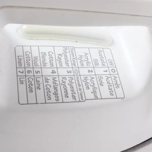 Proctor Silex Steam Iron Ultra Ease 17100