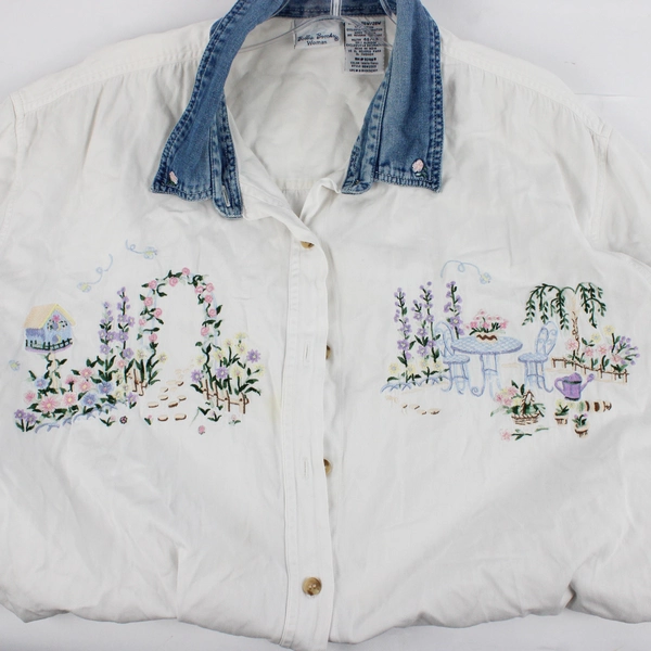 Bobbie Brooks Woman Embroidered Plus Size Short Sleeve Shirt 26W/28W White