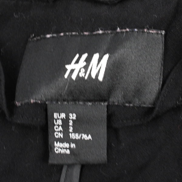 H&M Women's Stylish Jacket Long Sleeve Black With Pockets Lined Sleeves Size 2