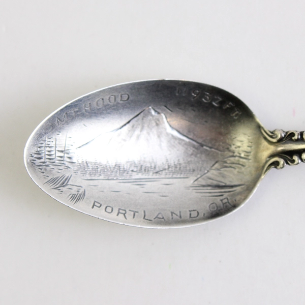 Antique Engraved Sterling Mt. Hood 11932ft. Portland, Oregon Souvenir Spoon