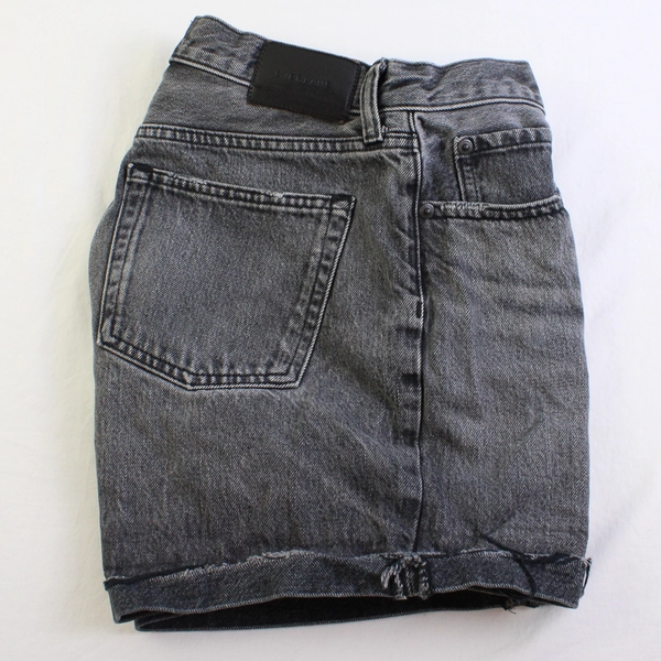 Everlane Women's 26 Gray Charcoal Wash Cuffed Jean Shorts 