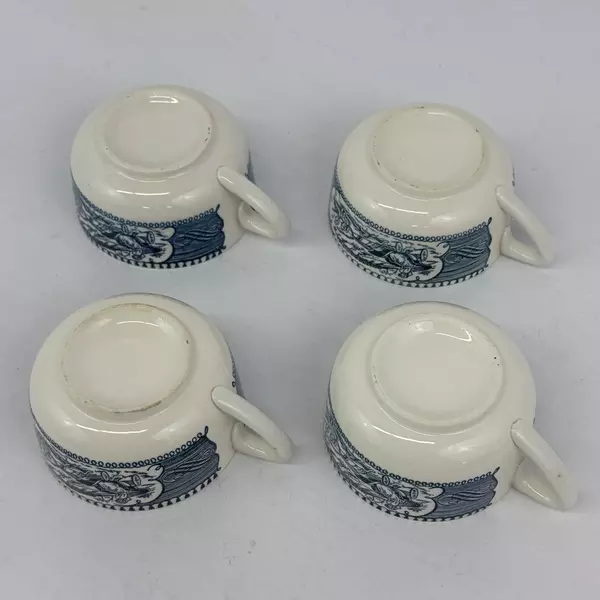 Set of 4 Royal China Currier & Ives Horse And Carriage Coffee Cups