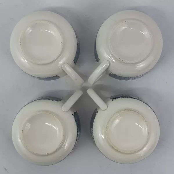 Set of 4 Royal China Currier & Ives Horse And Carriage Coffee Cups