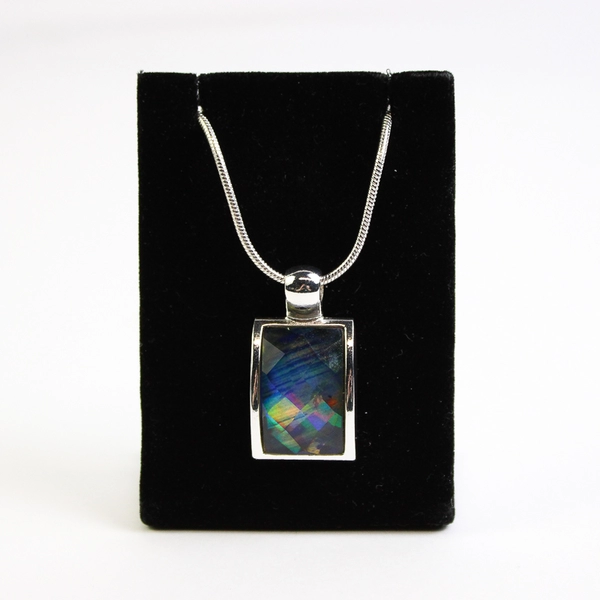 Prism Stone Pendant Necklace 20 inch
