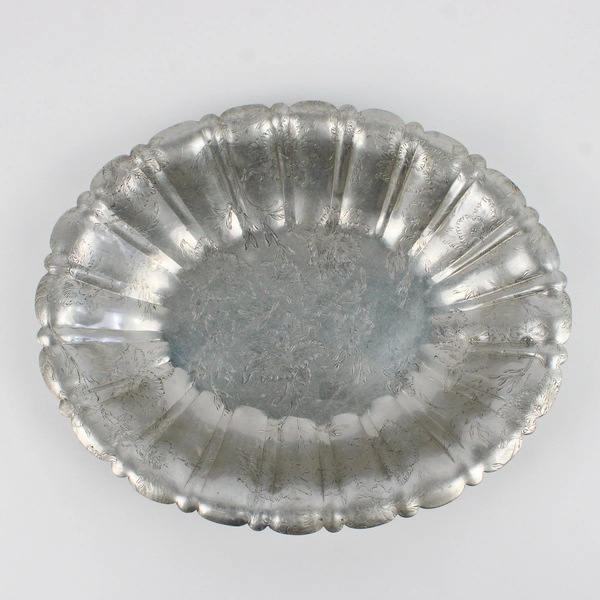 Vintage MCM Floral Aluminum Serving Bowl 11" x 13.5"
