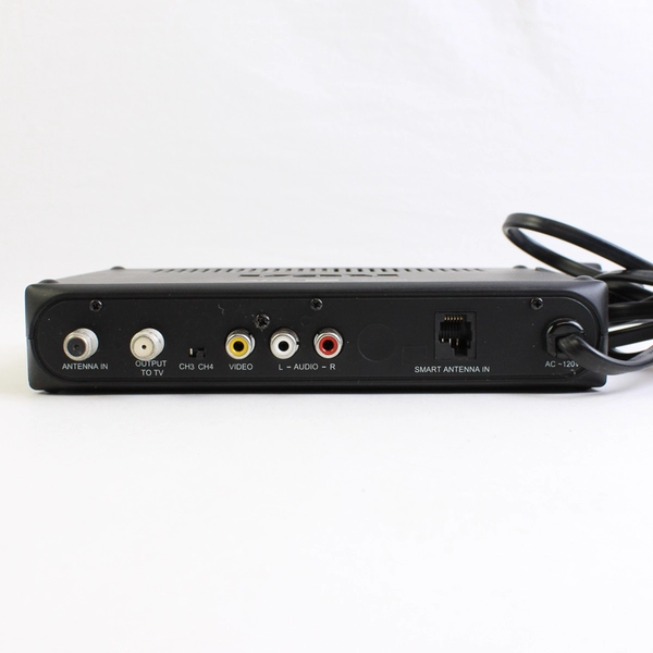 RCA DTA-800B1 Digital To Analog Pass-Through TV Converter Box