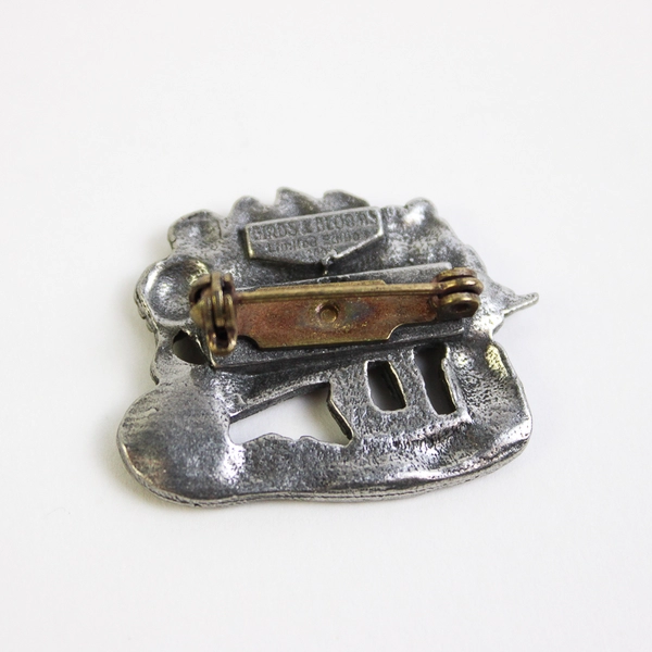 2001 Birds and Blooms Limited Edition Pewter Pin Wheelbarrow W/ Flowers