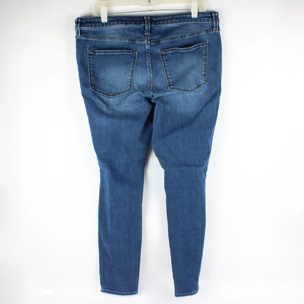 Universal Thread Women's 12 Medium Wash Jeggings