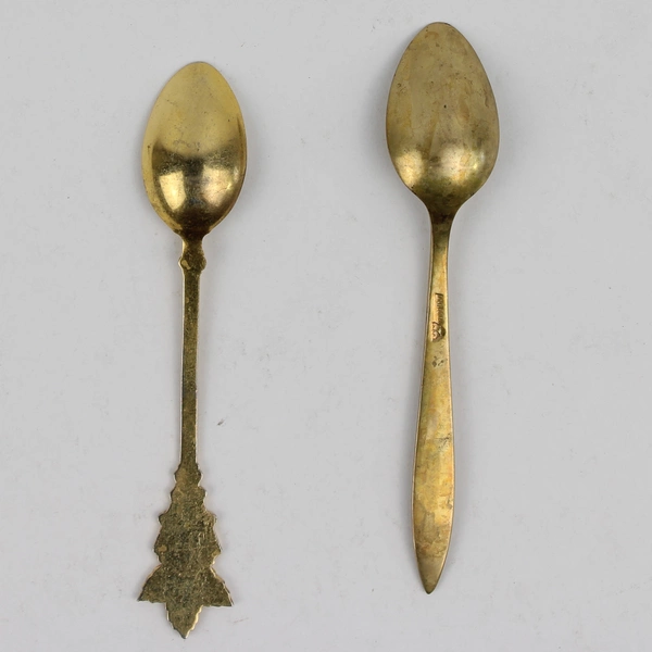 2 Gold Plated Spoons One Engraved Sidney BC Canada Maple Leaf and 1 Plain