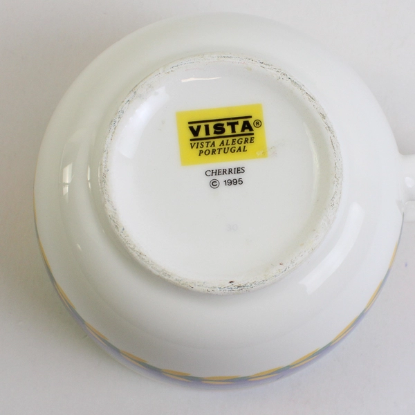 Vista Alegre Fruit Fantasy Pattern Cherries 1995 Large Ceramic Mug/Cup