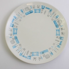 Royal (USA) Blue Heaven Pattern Ceramic Dinner Plate 10.25" Diameter
